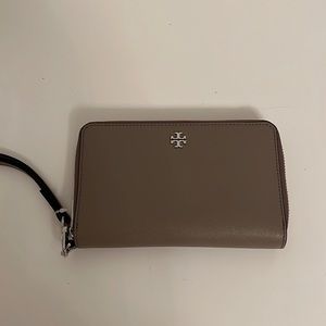 Tory Burch wristlet/wallet